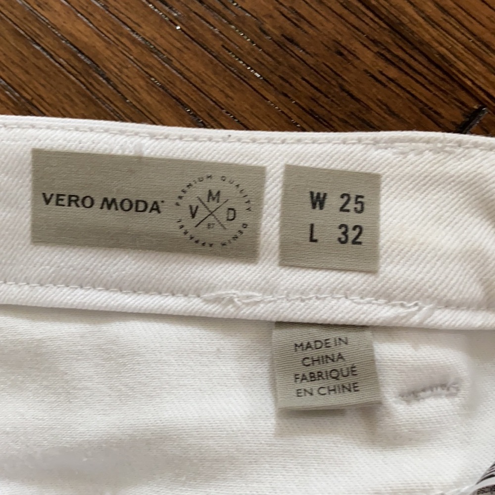 White Wide Leg denim - Picture 8 of 10